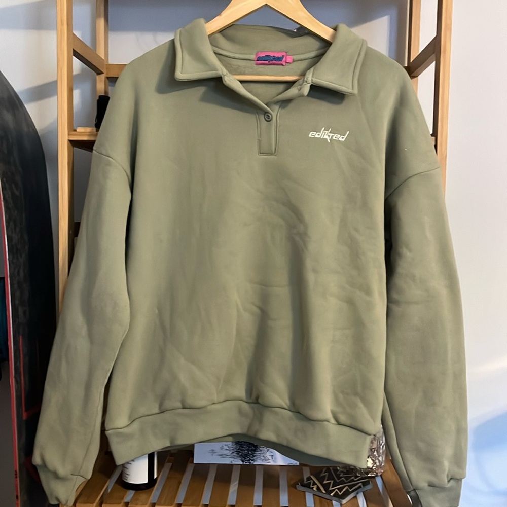 Edikted collared crew neck